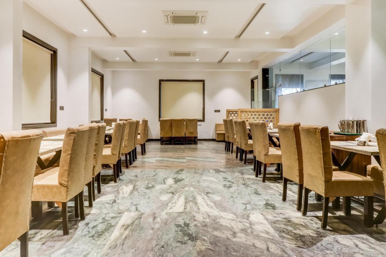 Oyo Townhouse 785 Sree Vinayaka Grand Hotell Anantapur Exteriör bild