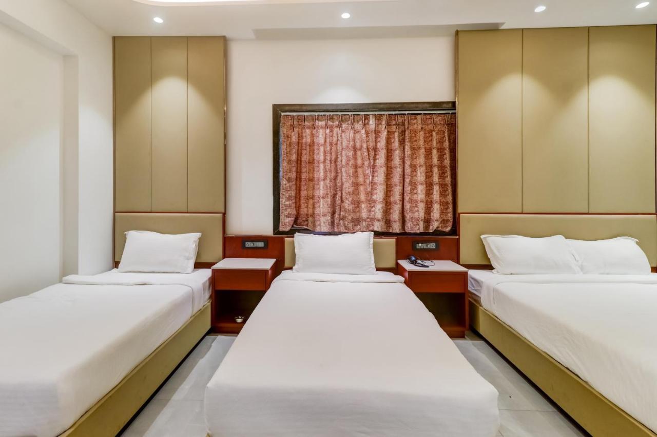 Oyo Townhouse 785 Sree Vinayaka Grand Hotell Anantapur Exteriör bild